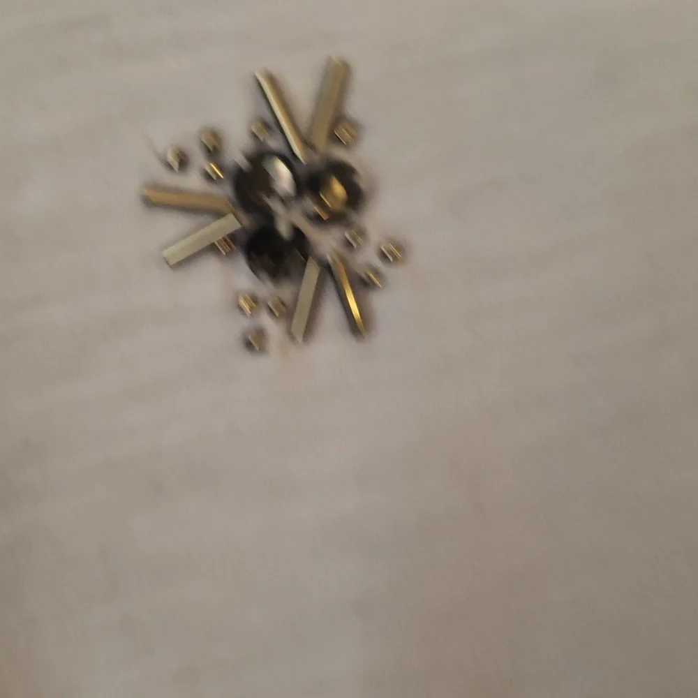 Top - Picture 2 of 4